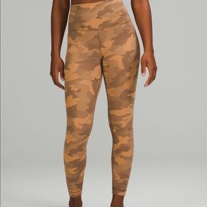 Lululemon 25” align pant